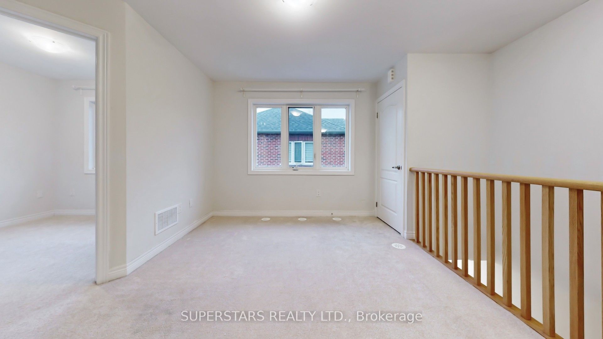 4 Waterleaf Road Coach