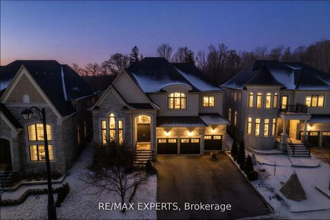 136 Lady Jessica Drive Vaughan ON L6A 4Z7