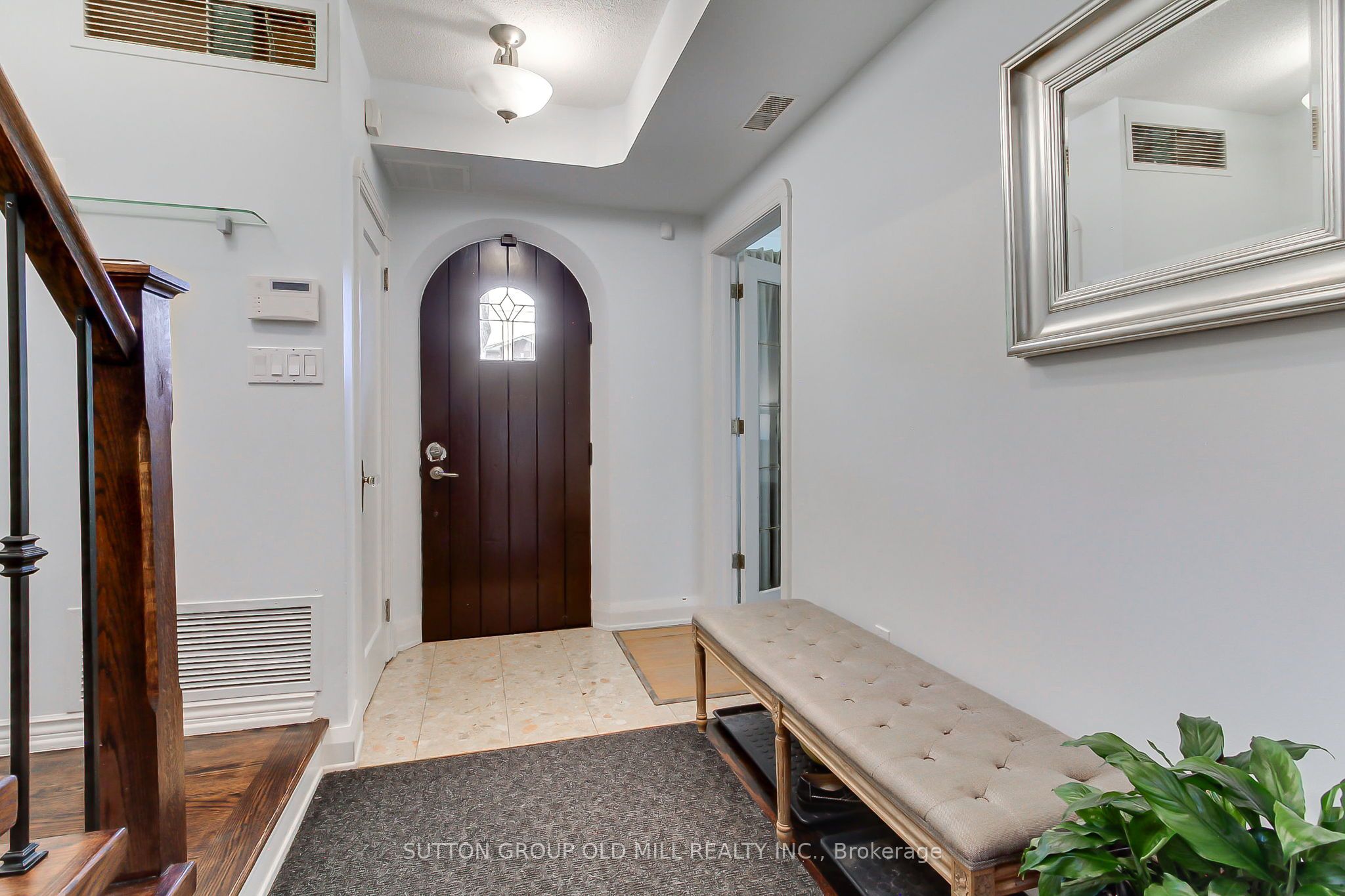 8 Lockheed Boulevard