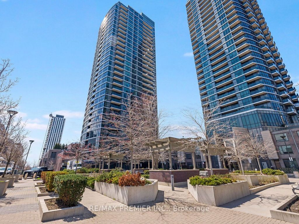 Photo of 9 Valhalla Inn Road #609, Toronto, ON M9B 1S9 (MLS # W13536504)