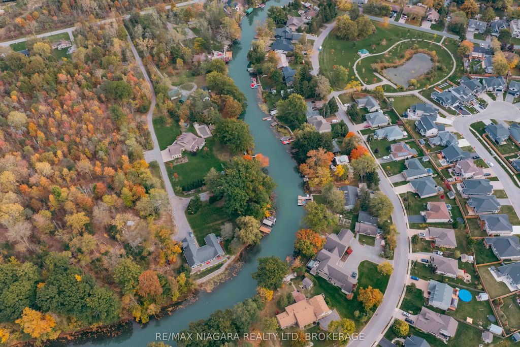 Photo of 2864 Arrowsmith Court S, Fort Erie, ON L0S 1S0 (MLS # X12470569)