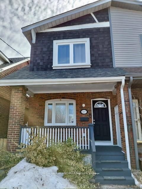 489 Mortimer Avenue Toronto ON M4J 2G6