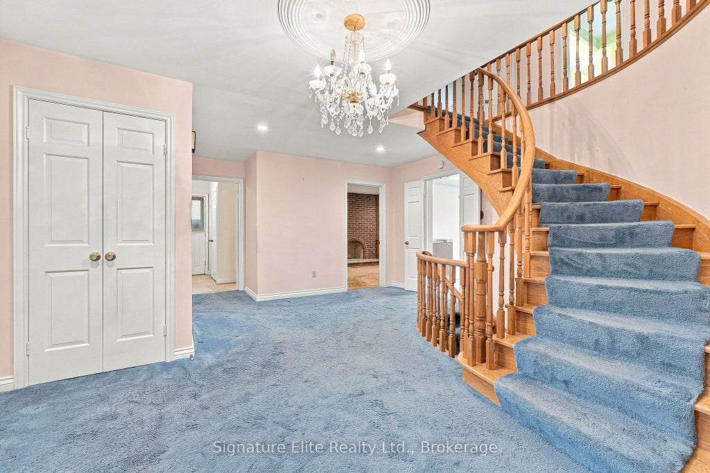 Photo of 20 Riderwood Drive, Toronto, ON M2L 2X3 (MLS # C13823524)