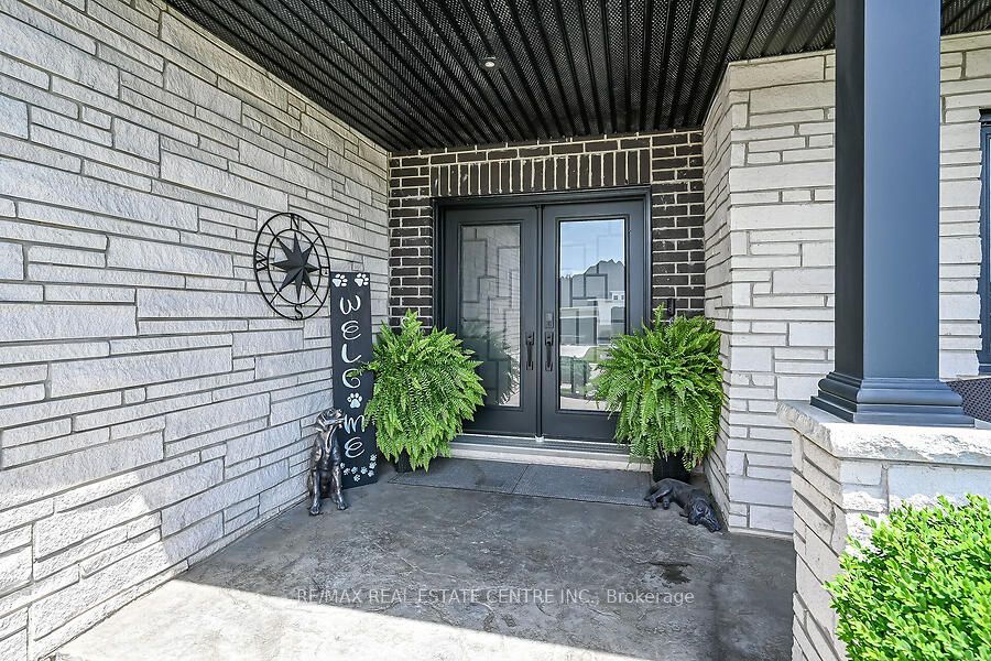 42 Bluenose Drive