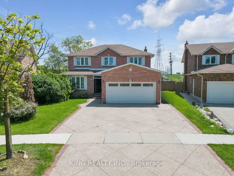 2606 Ambercroft Trail Mississauga ON L5M 4K3