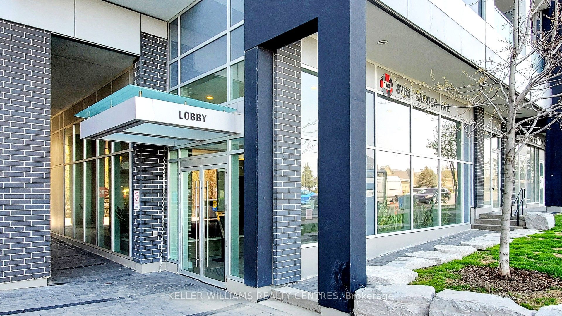 8763 Bayview Avenue 625