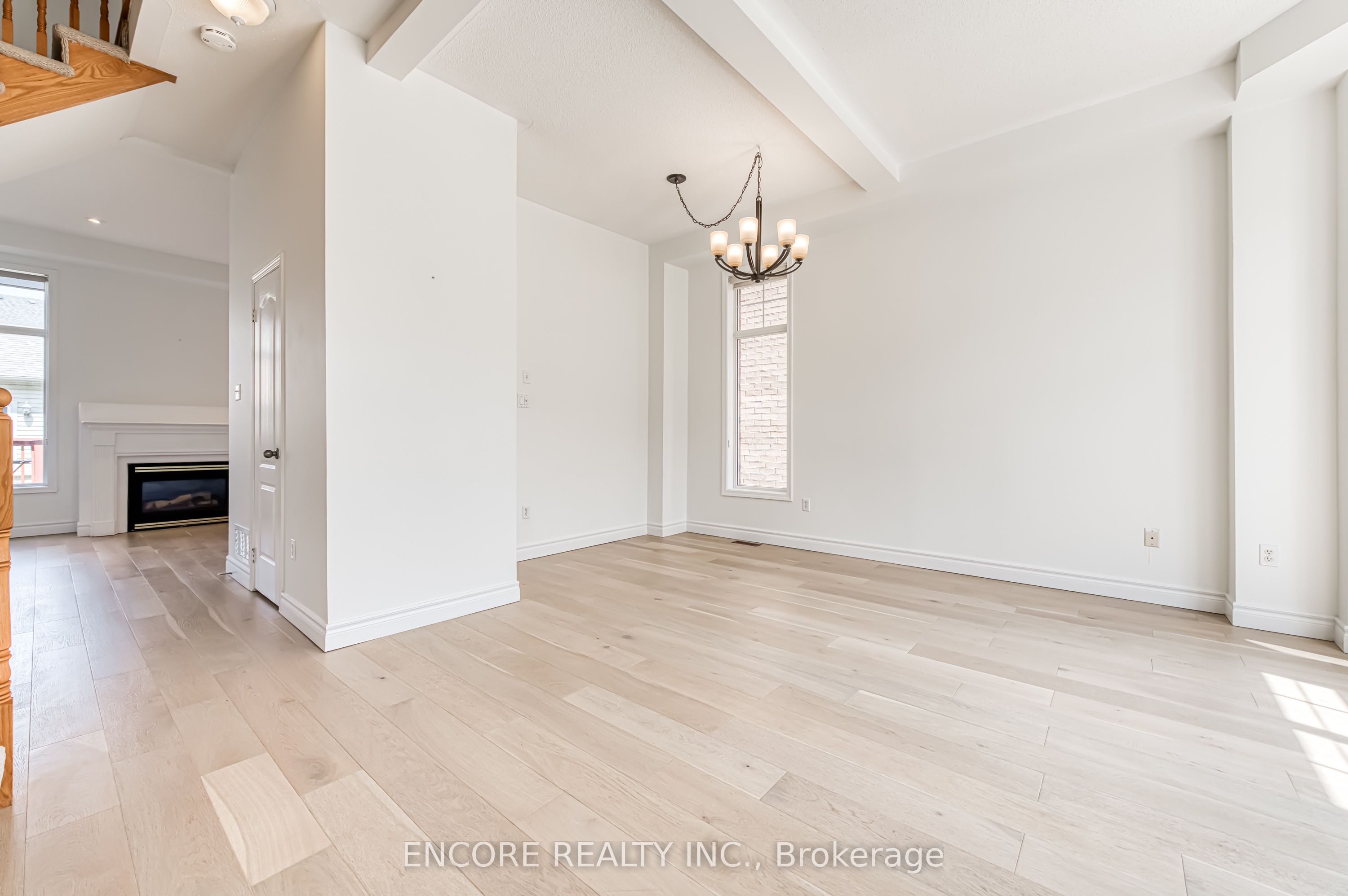 24 Spring Meadow Avenue