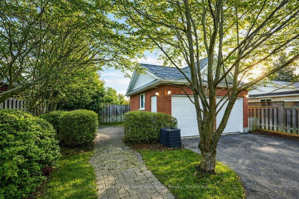 Photo of 764 PRINCE OF WALES Drive, Cobourg, ON K9A 5X8 (MLS # X12651210)