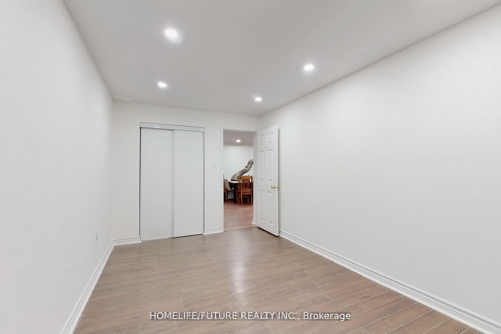 86 Havelock Gate Bsmt
