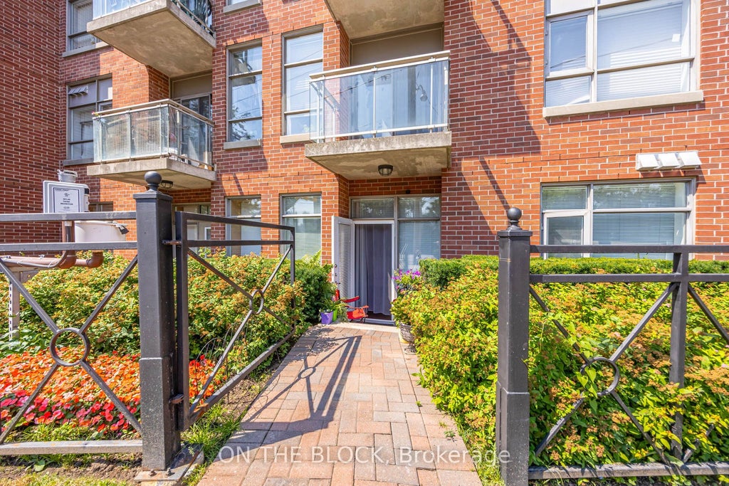 Photo of 2495 Dundas Street W #107, Toronto, ON M6P 1X4 (MLS # W13559024)