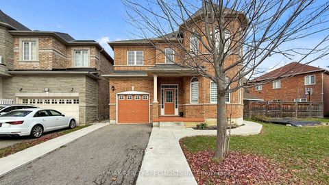 13 Ledgerock Road Brampton ON L6P 2L8