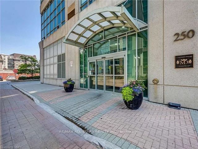 Photo of 250 Manitoba Street #621, Toronto, ON M8Y 4G8 (MLS # W13729976)