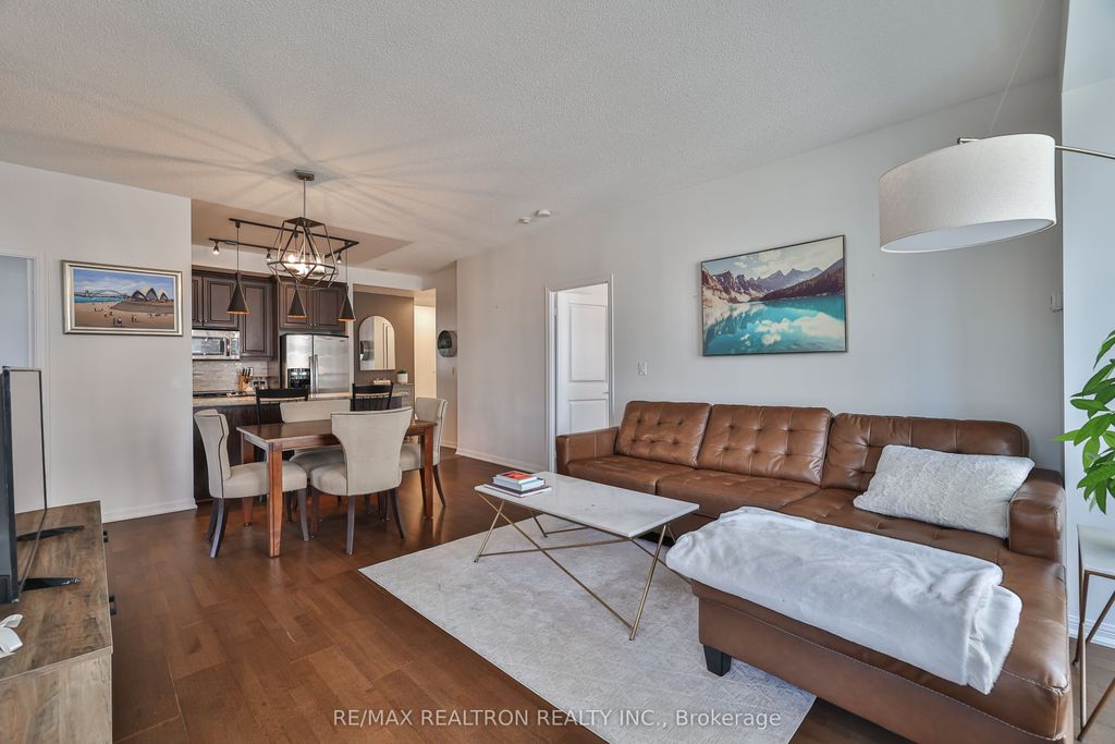 Photo of 628 fleet Street #407, Toronto, ON M5V 1A8 (MLS # C12433735)