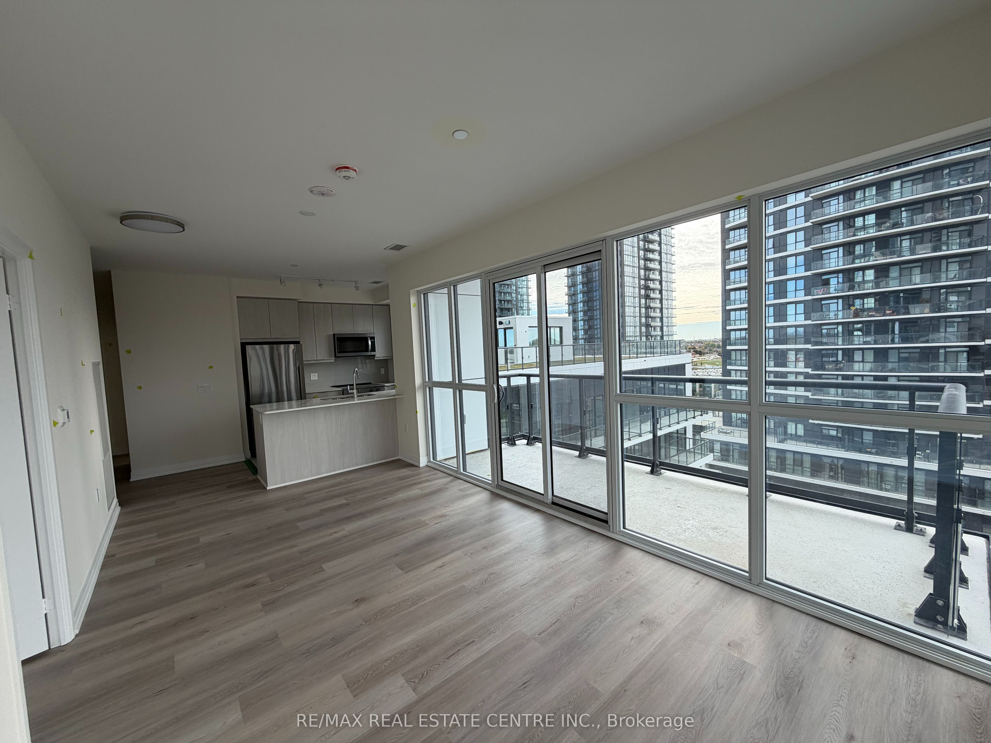 15 Watergarden Drive 706