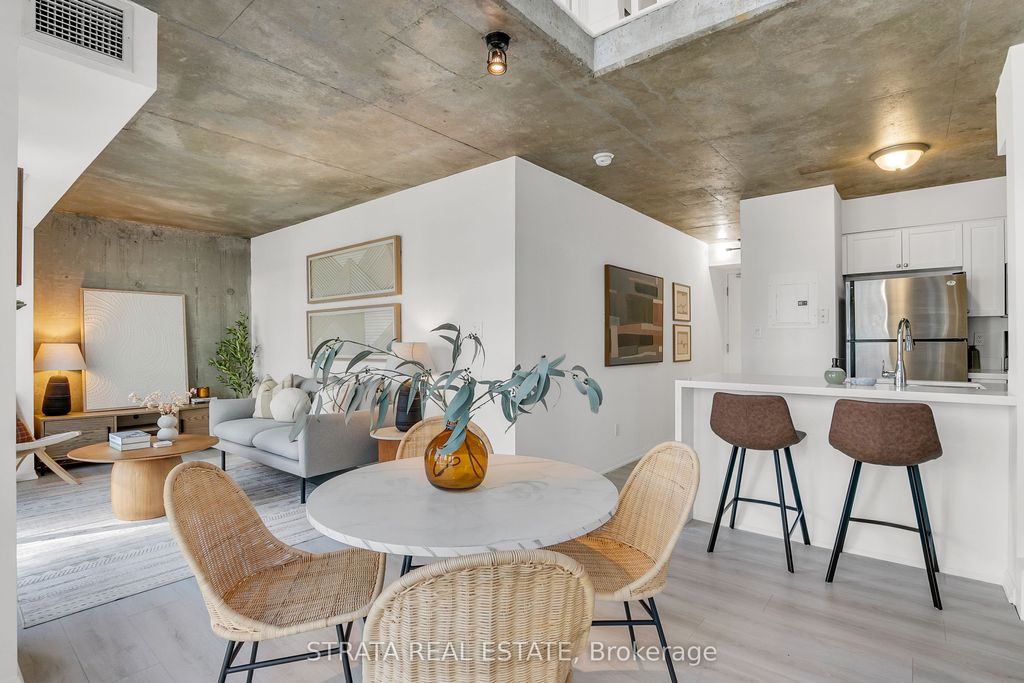 Photo of 1029 King Street W #629, Toronto, ON M6K 3M9 (MLS # C12974830)