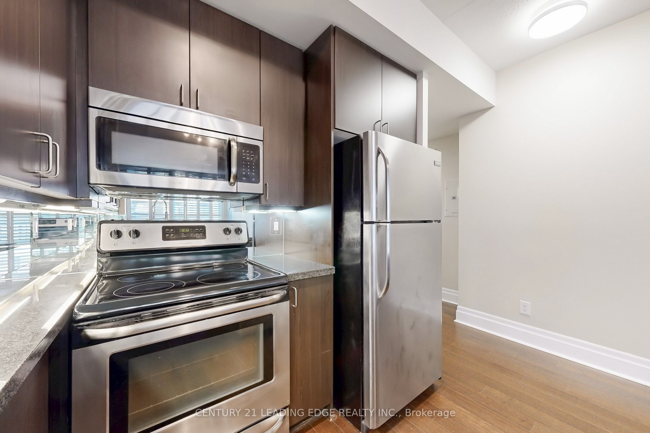 131 Upper Duke Crescent 906