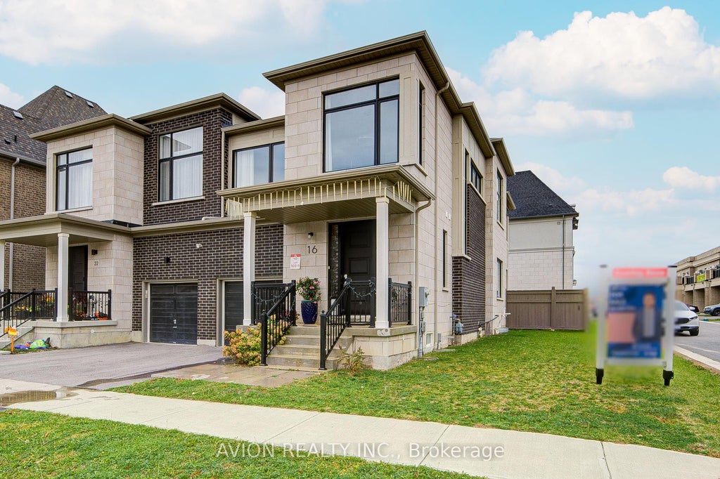 Photo of 16 Callisto Lane, Richmond Hill, ON L4C 4Z2 (MLS # N13678816)