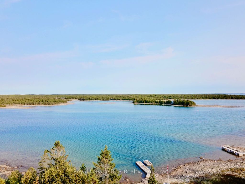 Photo of 127 Pine Tree Harbour Road, Northern Bruce Peninsula, ON N0H 1Z0 (MLS # X12954586)