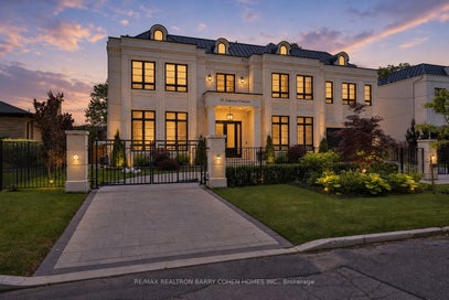 15 Sulgrave Crescent Toronto ON M2L 1W5