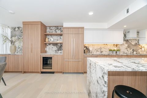 900 Yonge Street 902 Toronto ON M4W 3P5