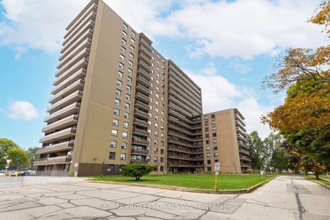 180 Markham Road 811 Toronto ON M1M 2Z9