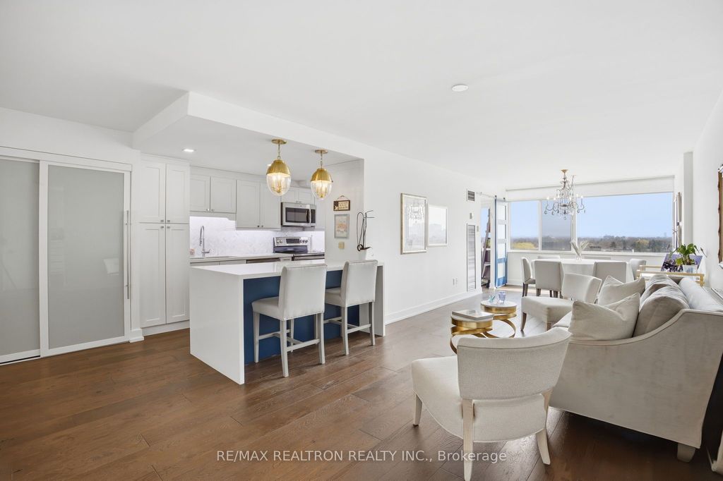 Photo of 3000 Bathurst Street #908, Toronto, ON M6B 3B4 (MLS # C13004586)