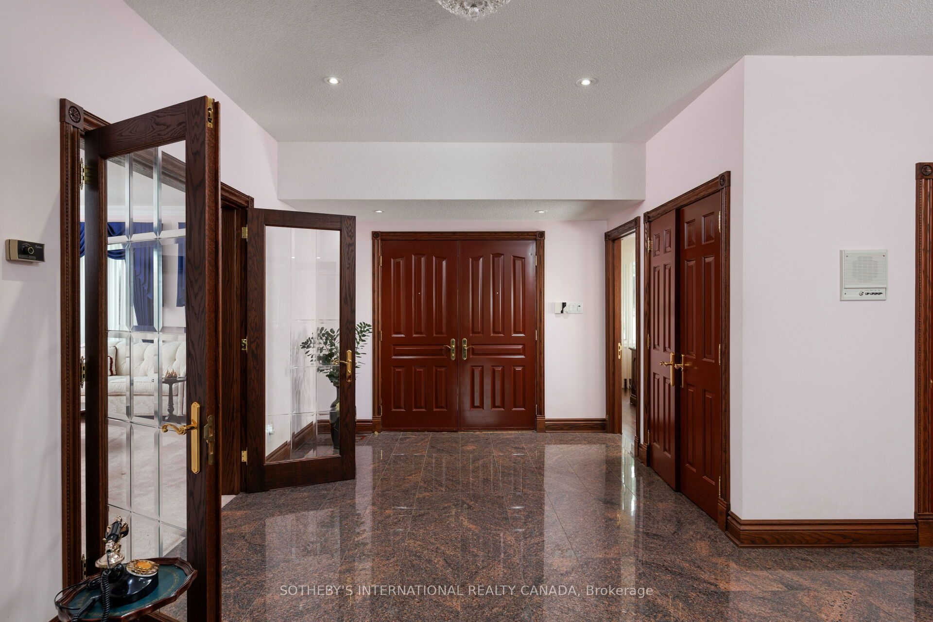 47 Great Oak Drive