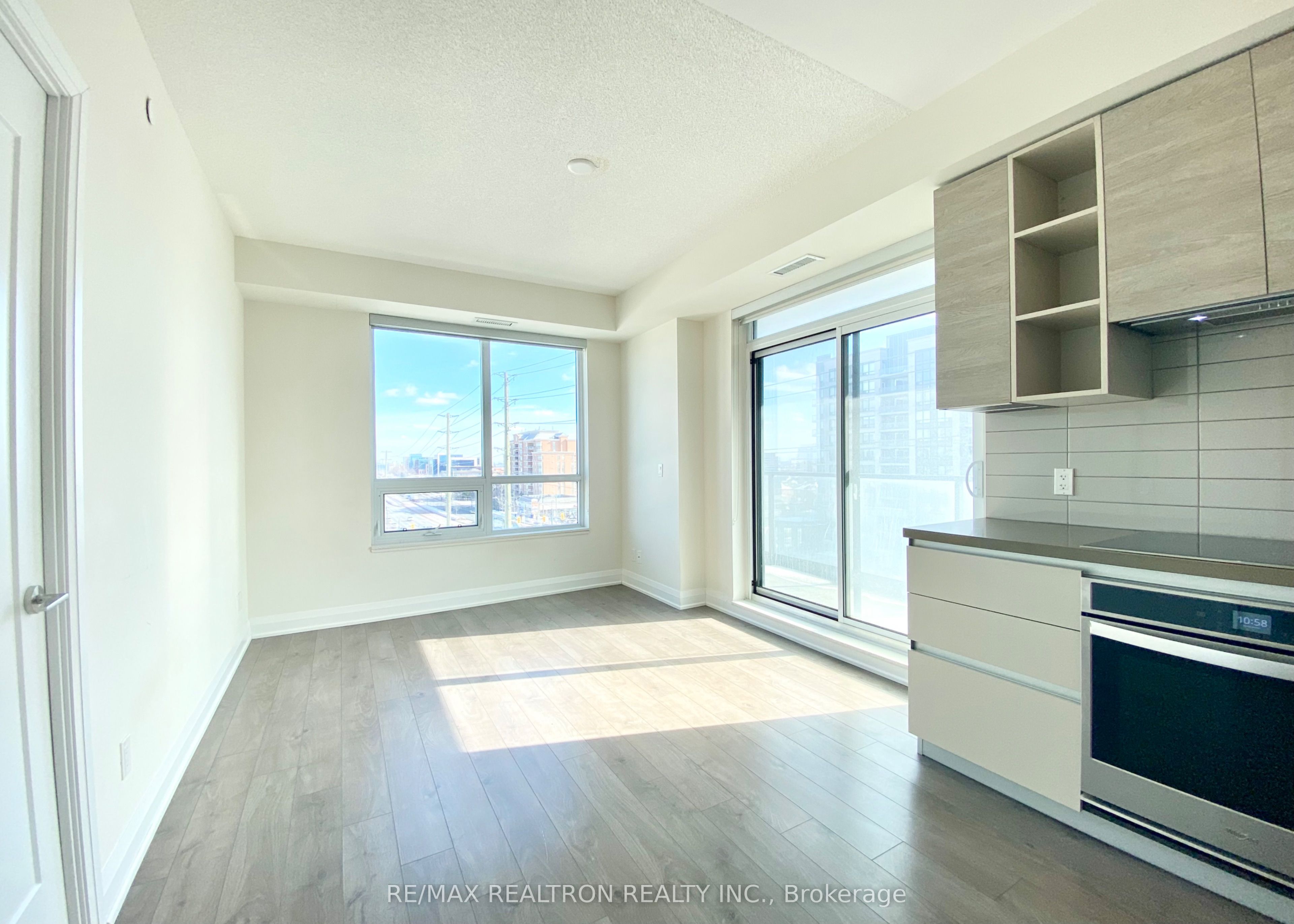 398 Highway 7 N/A 606