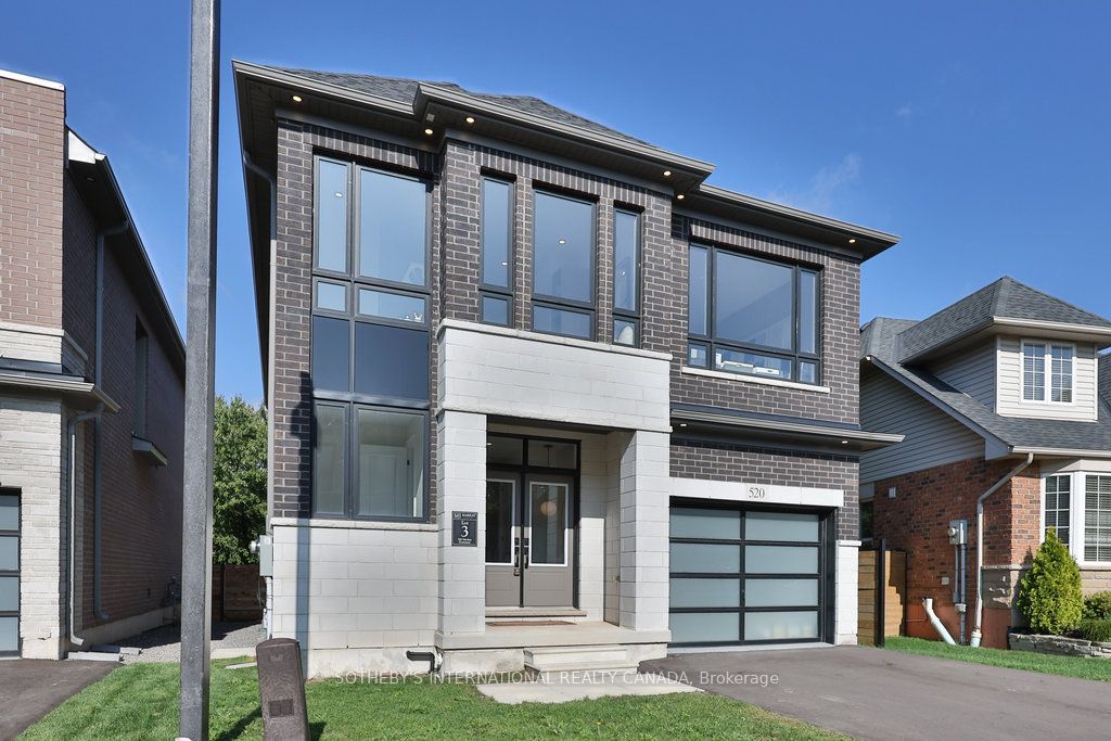 Photo of 520 Markay Common, Burlington, ON L7S 0A6 (MLS # W12441142)