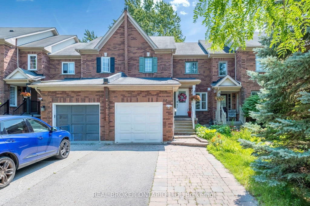 Photo of 22 October Lane, Aurora, ON L4G 6Y1 (MLS # N13685772)