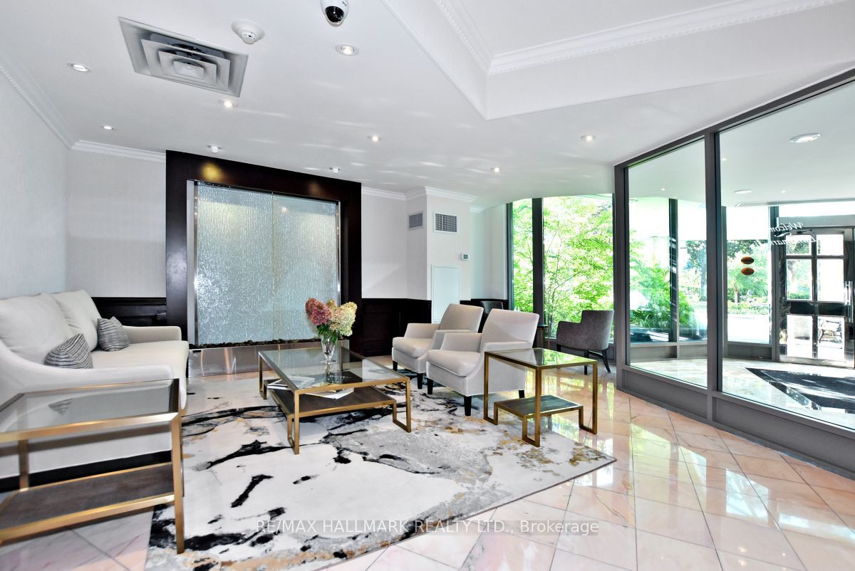 7825 Bayview Avenue 1117