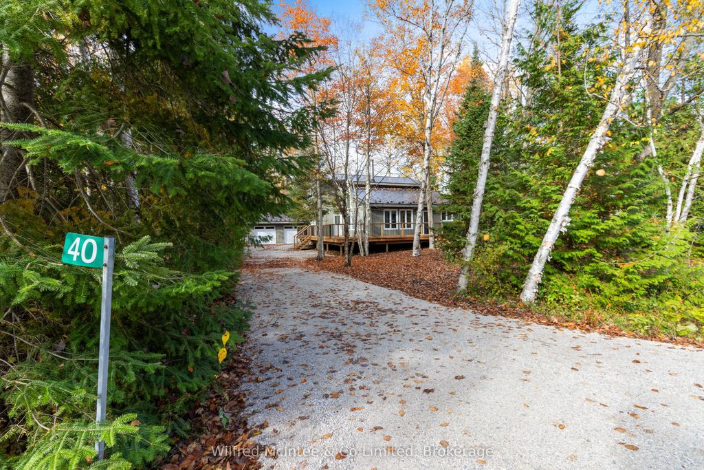Photo of 40 Rolling Hills Drive, South Bruce Peninsula, ON N0H 2T0 (MLS # X12498376)
