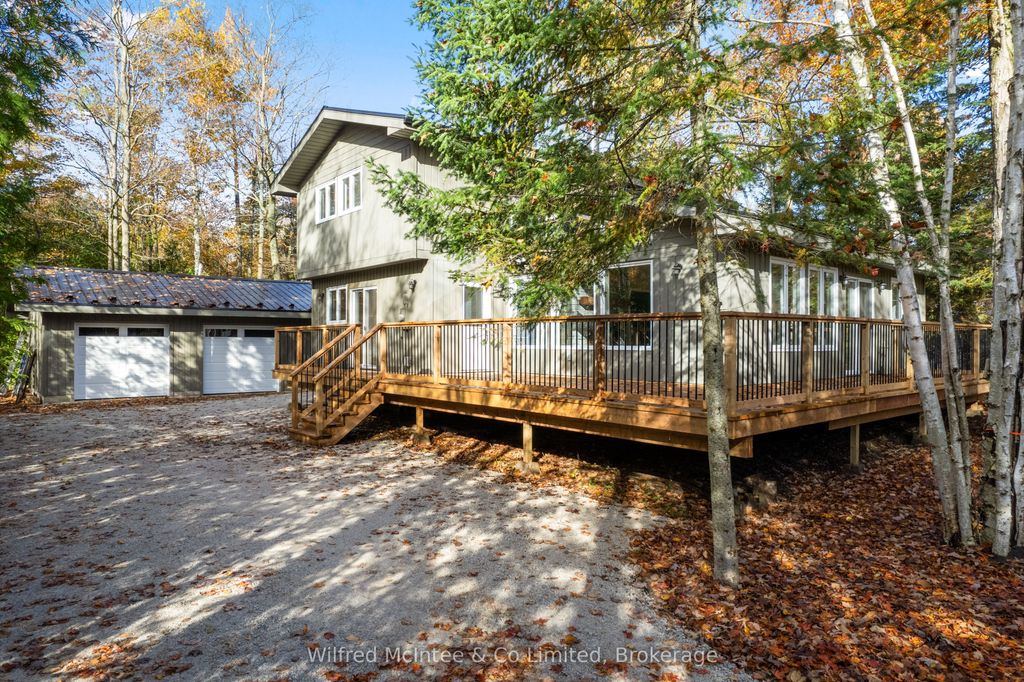Photo of 40 Rolling Hills Drive, South Bruce Peninsula, ON N0H 2T0 (MLS # X12498376)
