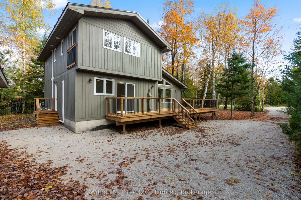 Photo of 40 Rolling Hills Drive, South Bruce Peninsula, ON N0H 2T0 (MLS # X12498376)