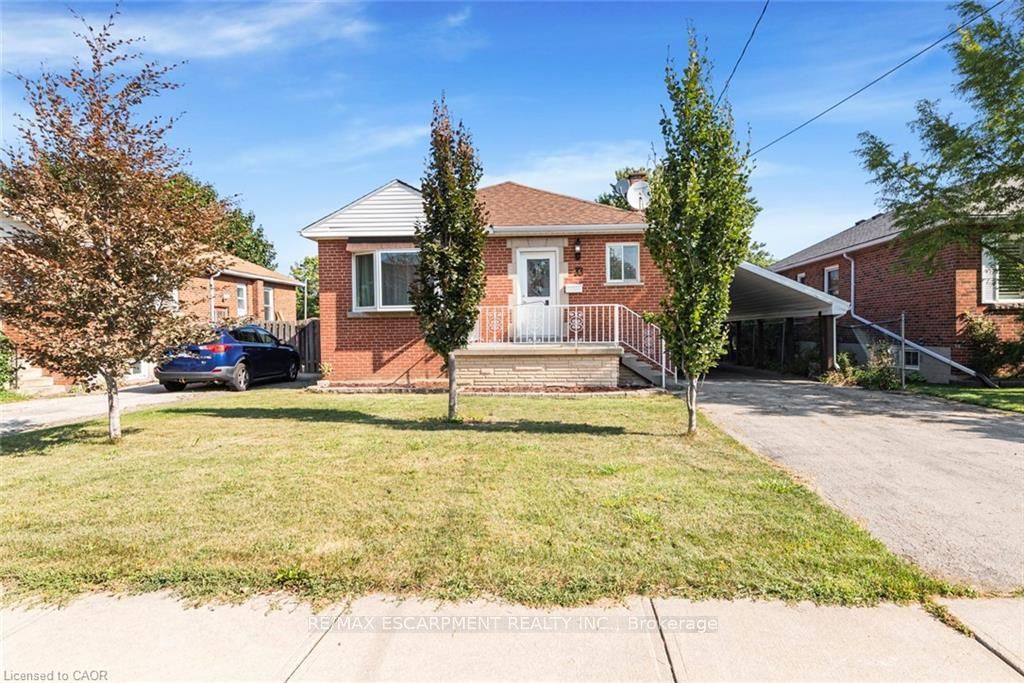 Photo of 33 Alderney Avenue, Hamilton, ON L9A 2A6 (MLS # X12601256)