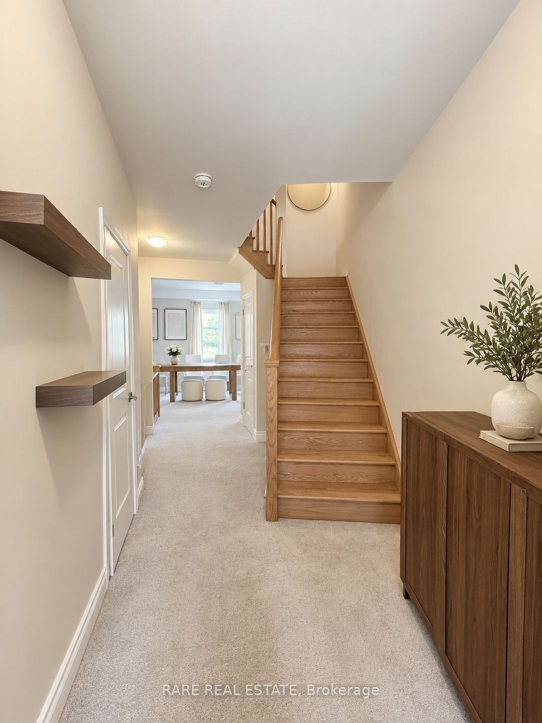 55 Inverary Crescent