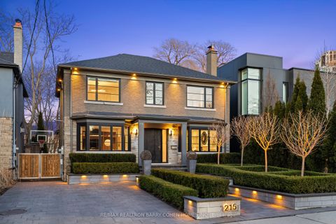 Photo of 215 Lonsmount Drive, Toronto, ON M5P 2Y6 (MLS # C12375188)