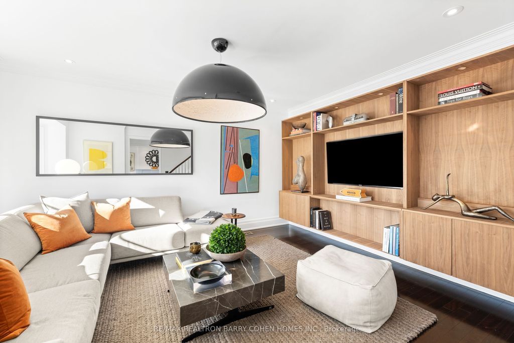 Photo of 215 Lonsmount Drive, Toronto, ON M5P 2Y6 (MLS # C12375188)