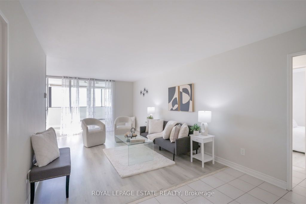 Photo of 5 Massey Square #709, Toronto, ON M4C 5L6 (MLS # E12463088)