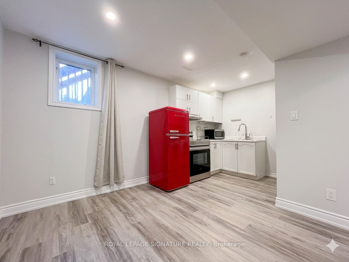 22 Vandervoort Drive 2 Bedroom Basement
