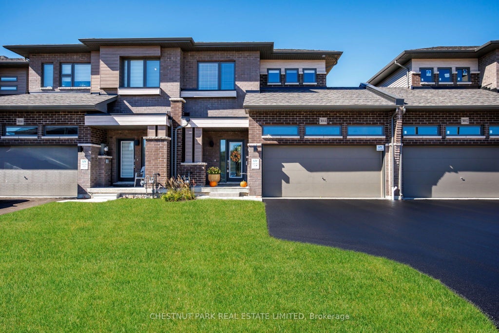 Photo of 3004 Sandy Acres Avenue, Severn, ON L3V 8P8 (MLS # S13825930)