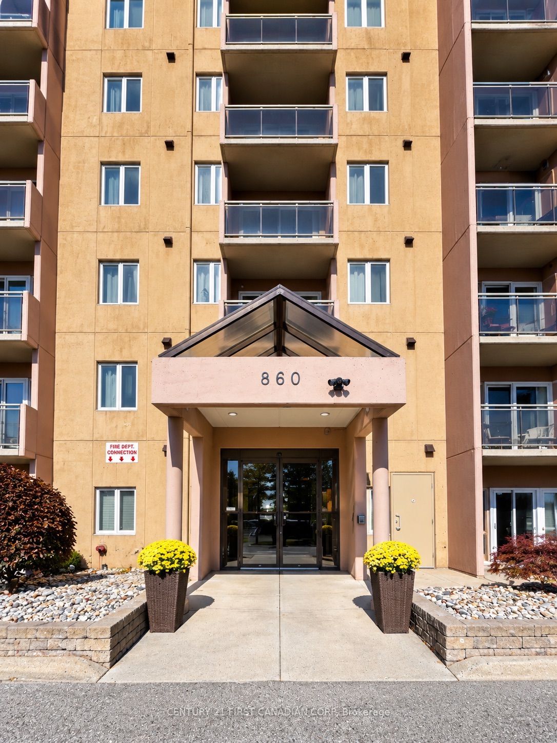 860 Commissioners Road E 401