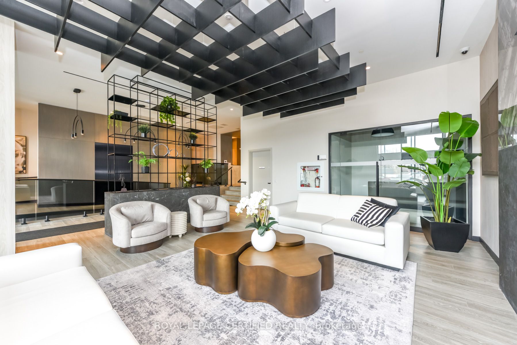 8020 Derry Road 2305