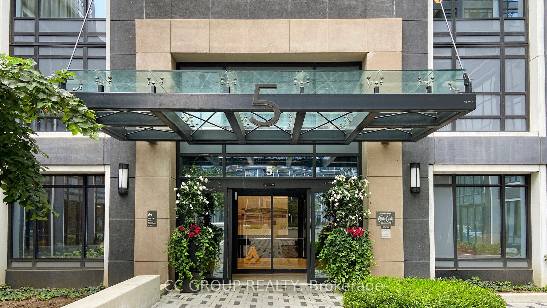 5 Mabelle Avenue 2632