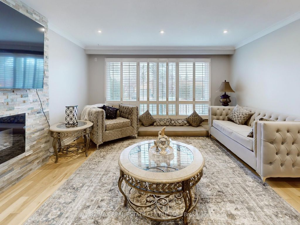 Photo of 9 Fairchild Avenue, Toronto, ON M2M 1T5 (MLS # C13076254)