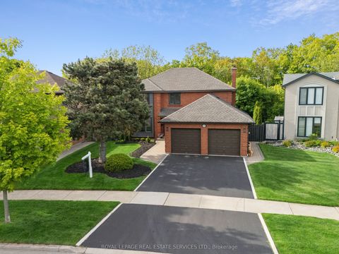 1379 Golden Meadow Trail Oakville ON L6H 3H1