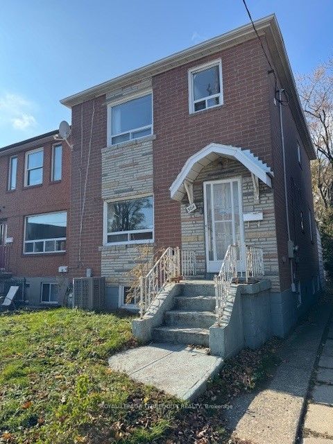 304 Donlands Avenue Toronto ON M4J 3R6