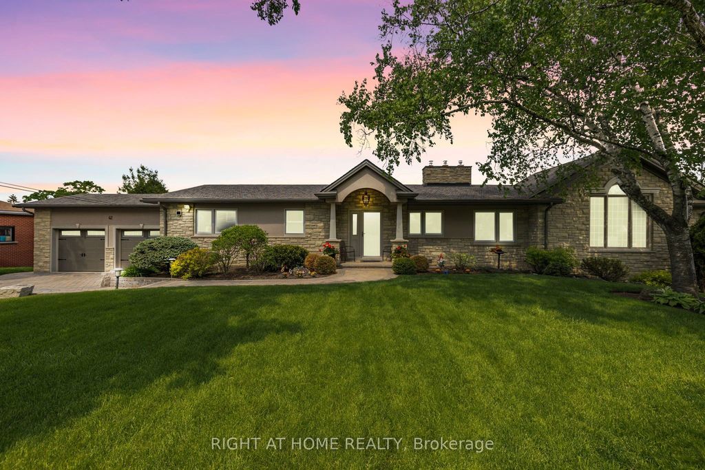 Photo of 42 Valleyview Road, Brampton, ON L6Z 4P9 (MLS # W12475700)