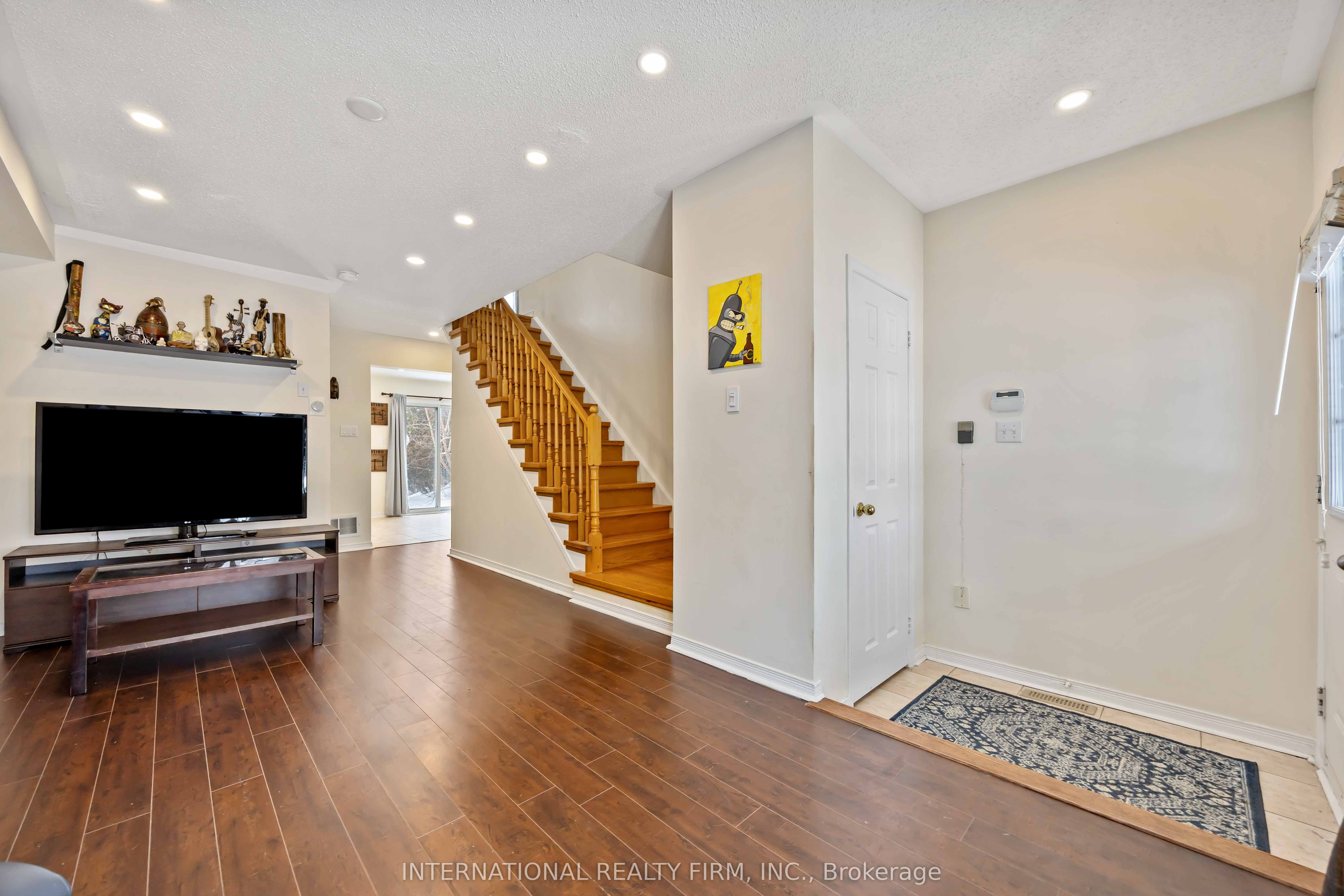 340 Flagstone Way