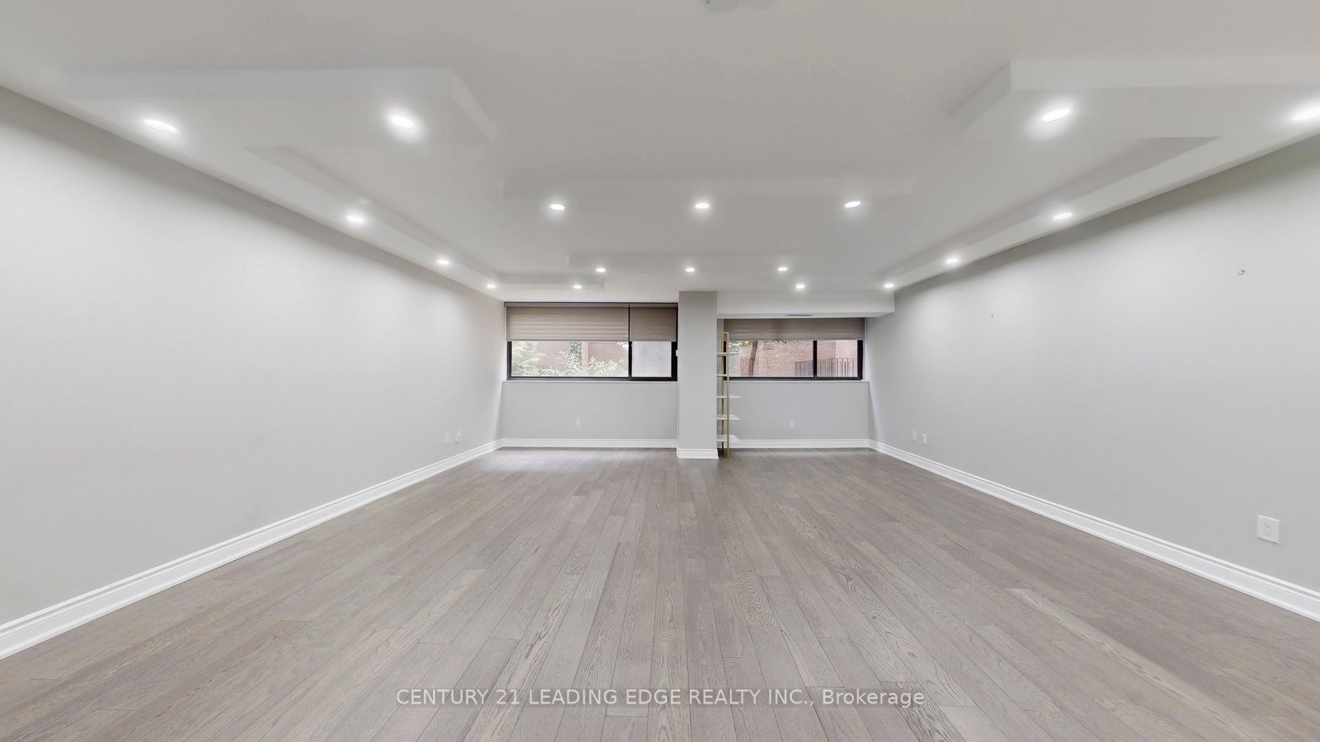 15 McMurrich Street 201